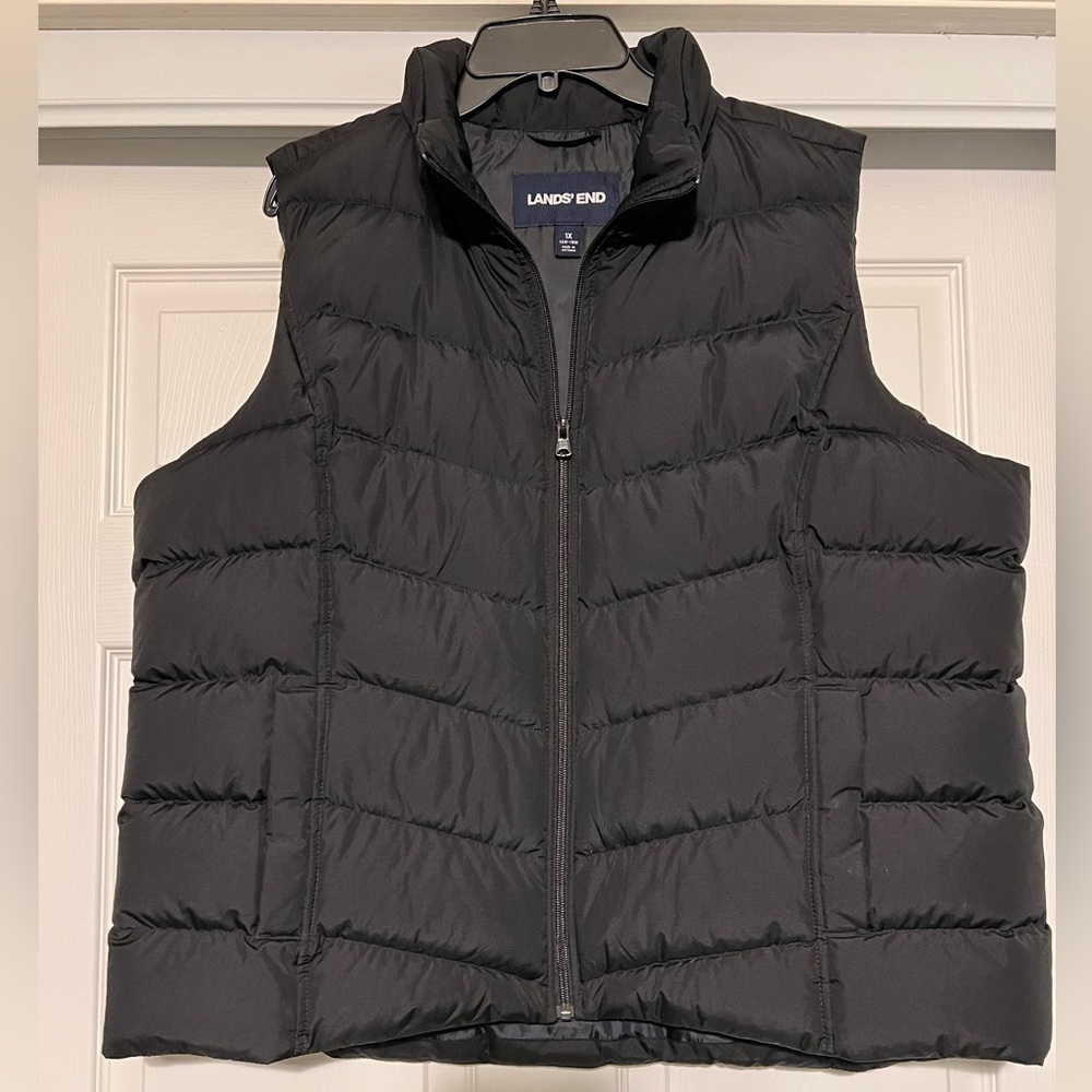 Lands End Puffer Vest.  NEW